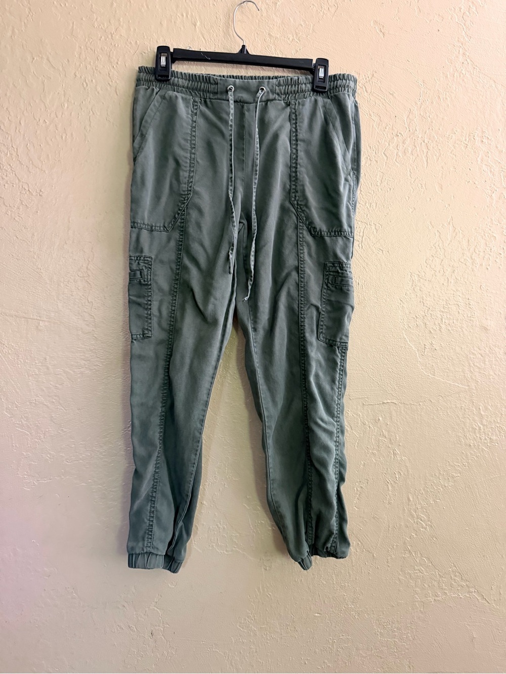 bebe Olive Utility Joggers with Cargo Pockets